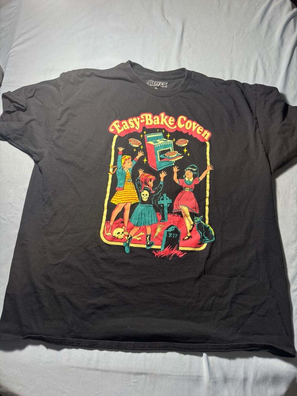 Creepy Co Easy-Bake Coven Size 2XL Black Graphic T-Shirt